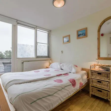 Διαμέρισμα In North Holland, Cleaning Included *
